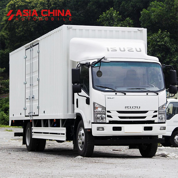 Qingling Isuzu NQR 700P Cargo Truck 4x2 Box Truck