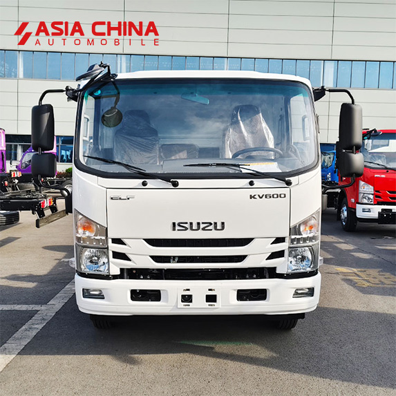 Qingling Isuzu ELF KV600 Cargo Truck with 4K Engine Box Truck Chassis