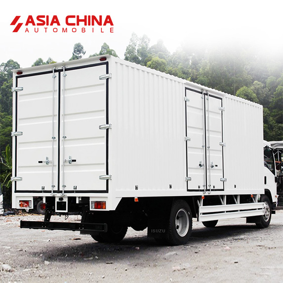 Qingling Isuzu NQR 700P Cargo Truck 4x2 Box Truck