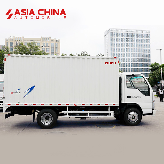 Qingling Isuzu ELF NKR 100P Van Cargo Truck with 4K Engine