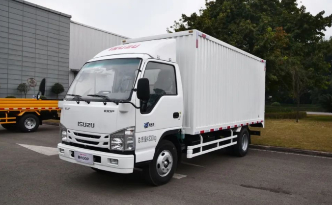 Essential Winter Vehicle Care Tips: Keep Your Qingling Isuzu Light Truck Running at Full Power